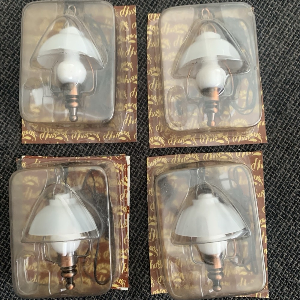 Set 4 Vintage Victorian Dollhouse Working Hanging‎ Light Fixture Houseworks